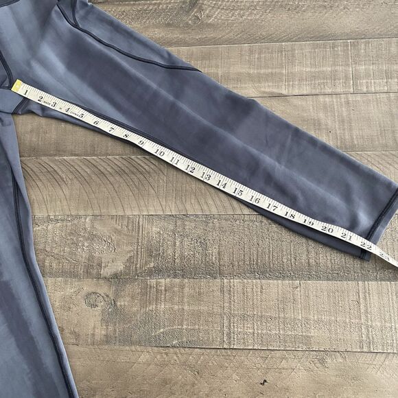 Lululemon In Movement 23" High Rise Linear Spray Dye White Black Sz 4 - Picture 7 of 12